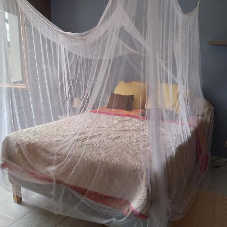 Chambre Soleiade Laroque  Bagian luar foto
